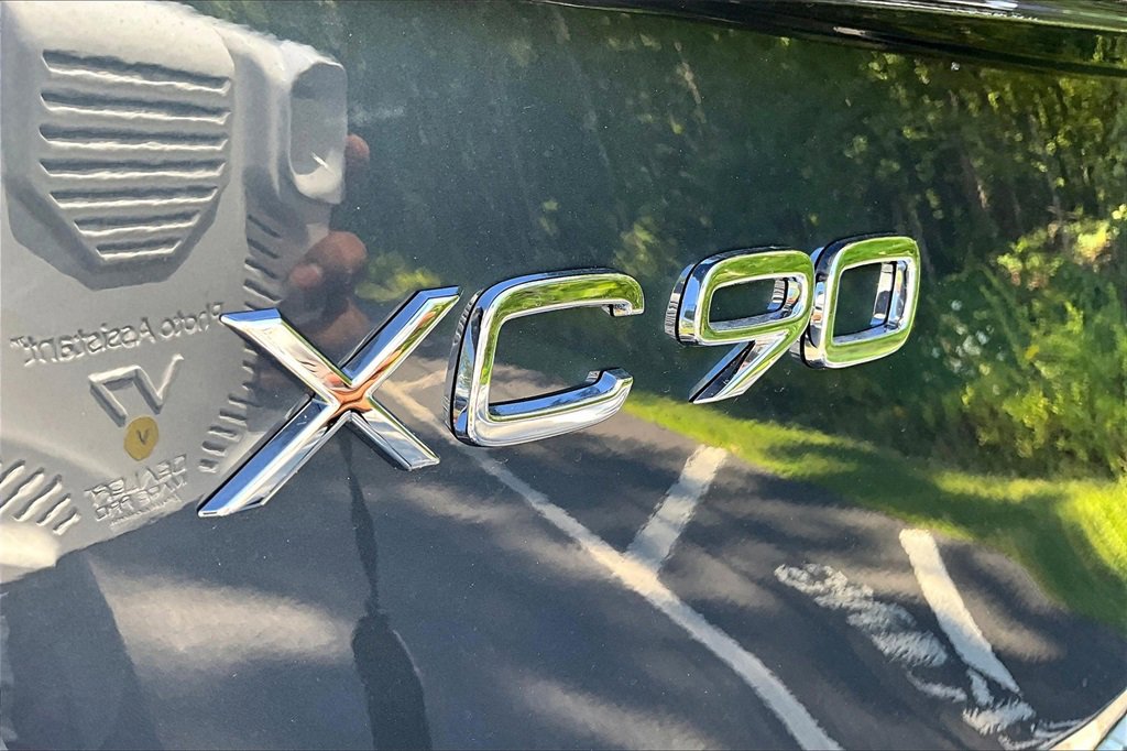 New 2026 Volvo XC90 B6 Plus w/ Protection Package Premier image 9