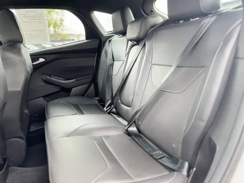 Used 2017 Ford Focus ST w/ Equipment Group 402A image 13