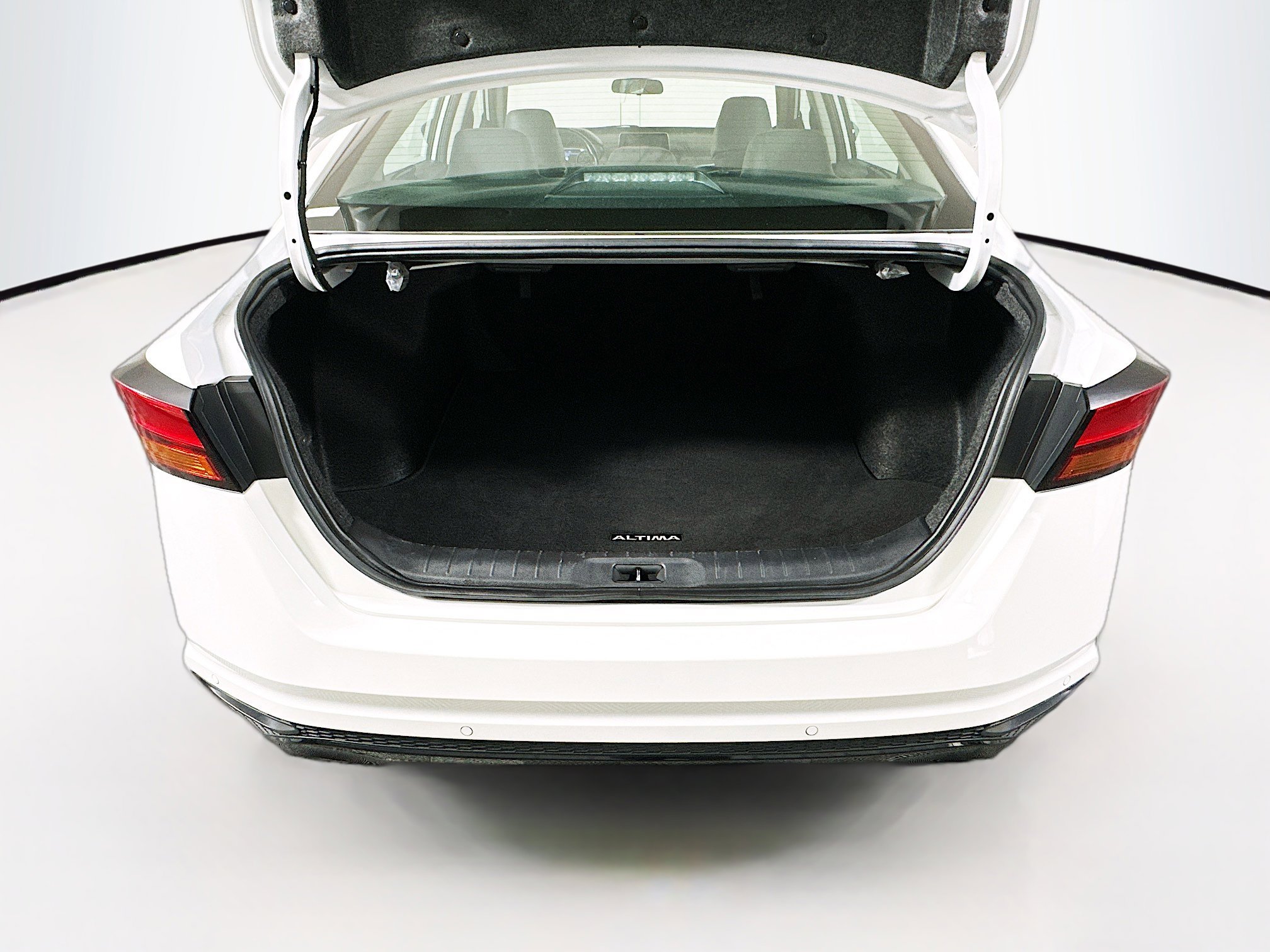 Used 2024 Nissan Altima 2.5 SR image 26