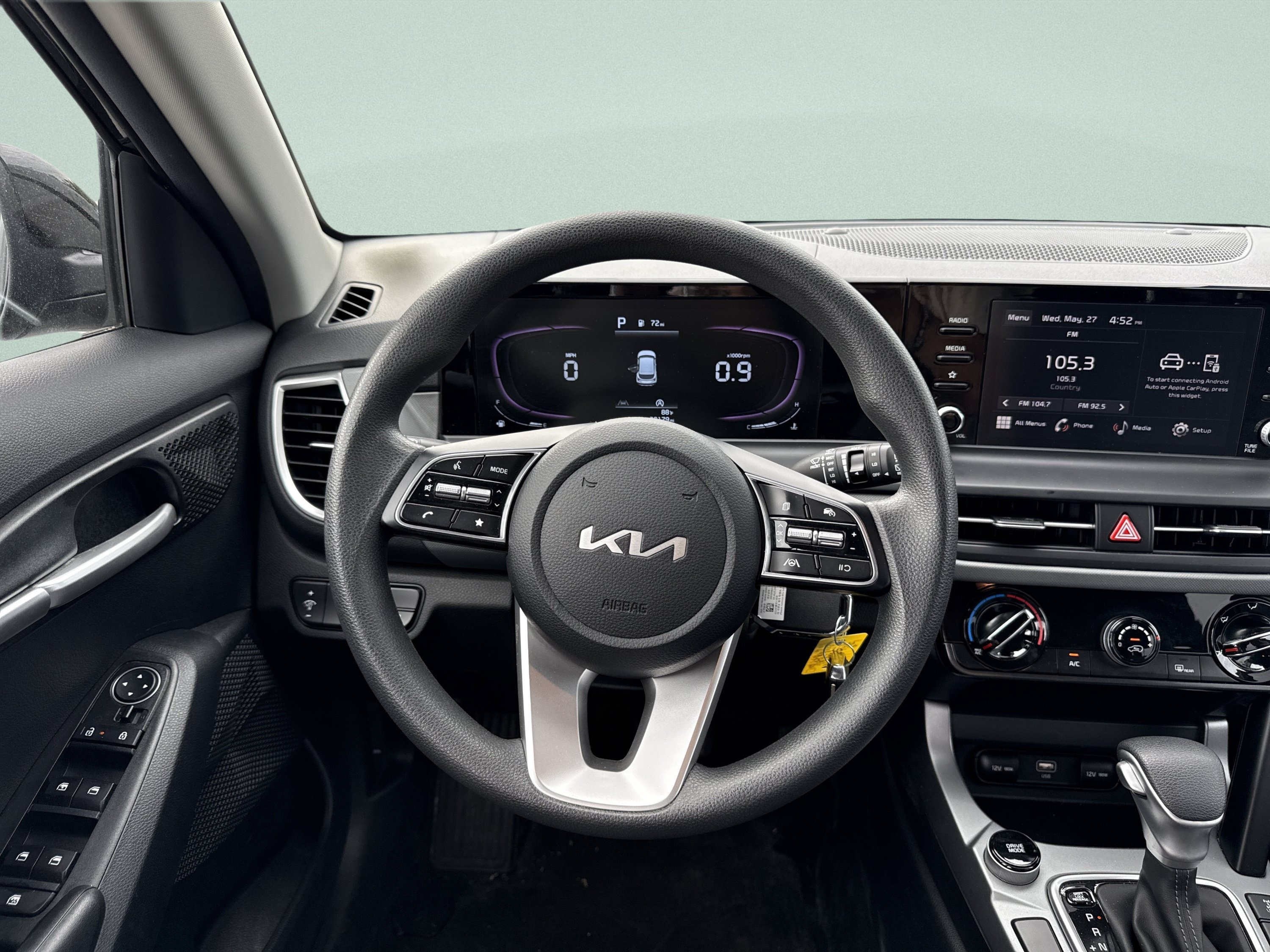 Used 2024 Kia Seltos LX AWD/4WD image 43