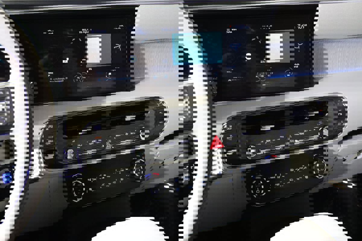 Used 2026 Hyundai Palisade Calligraphy image 57