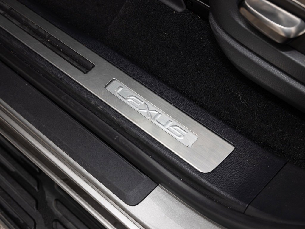 Used 2024 Lexus LX 600 4WD w/ Luxury Package image 22