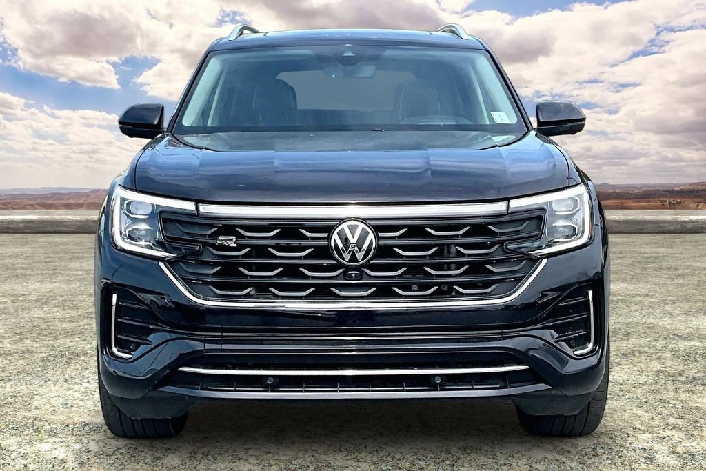 Used 2024 Volkswagen Atlas SEL Premium R-Line AWD/4WD image 2