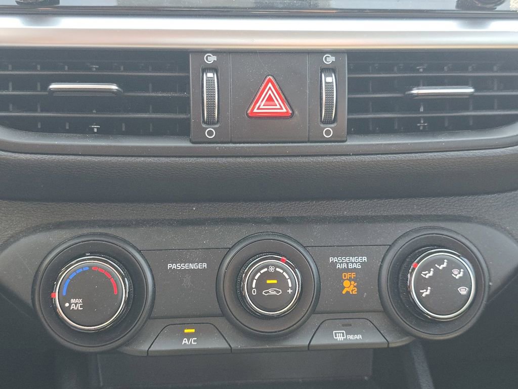 Used 2023 Kia Forte LXS w/ LXS Technology Package image 28