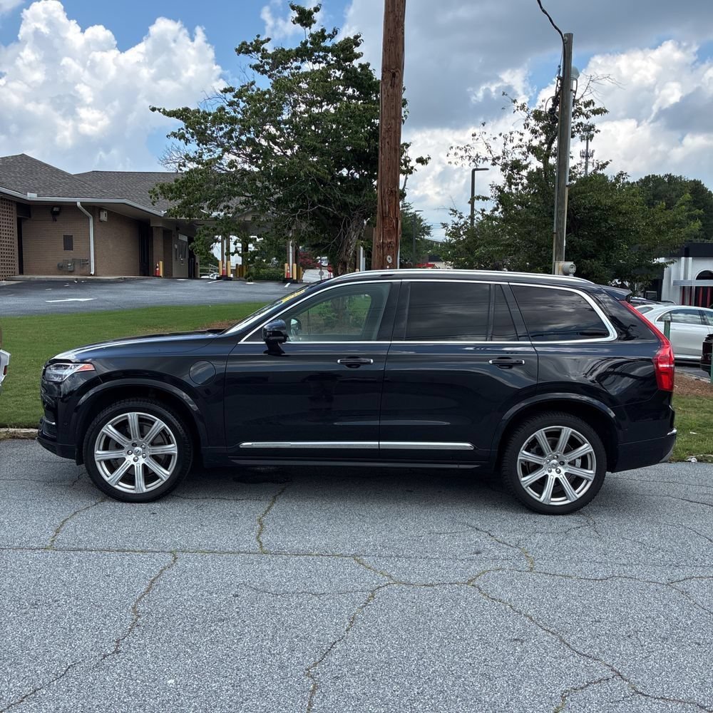 Used 2017 Volvo XC90 T8 Inscription w/ Vision Package AWD/4WD image 4