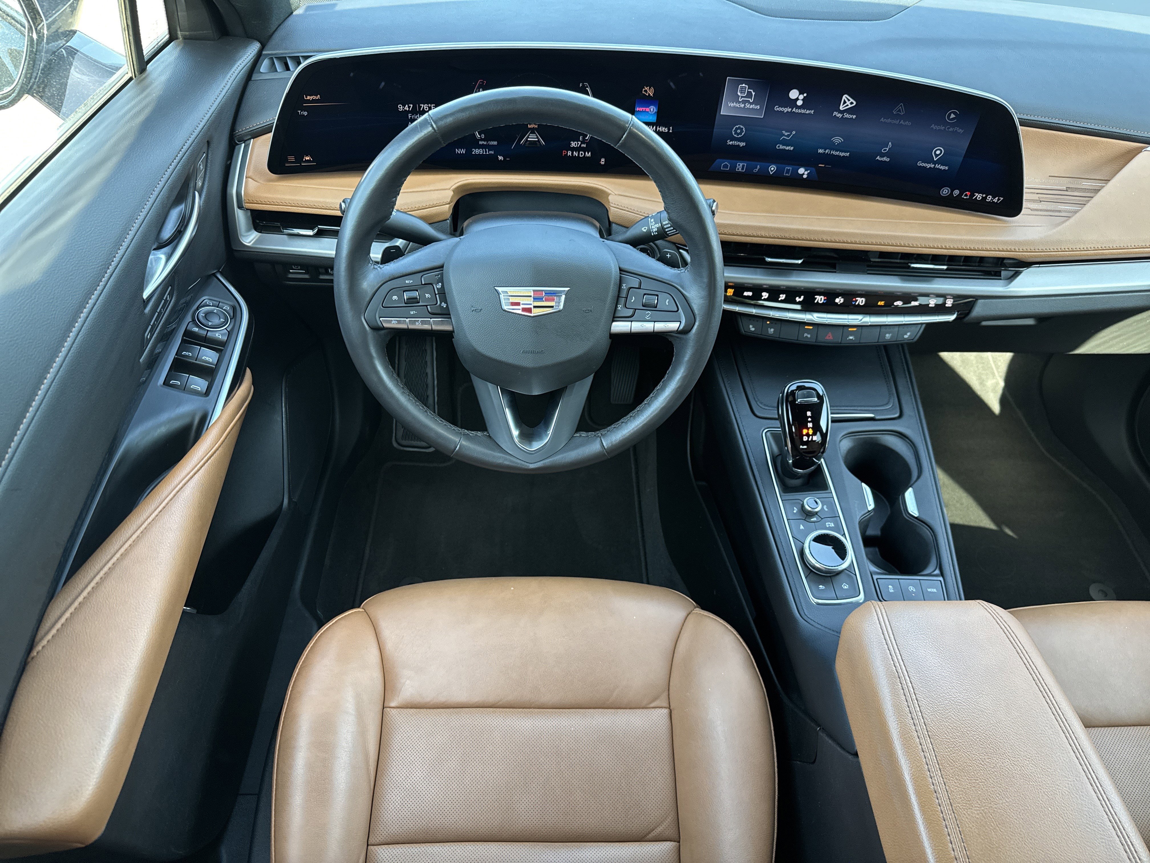 Used 2024 Cadillac XT4 Premium Luxury FWD image 12