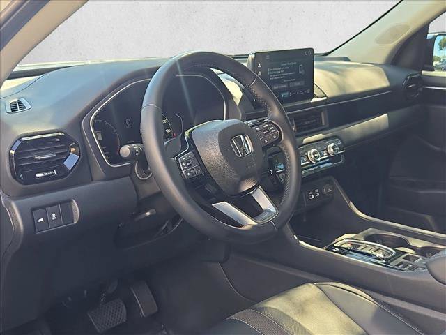 Certified 2025 Honda Pilot EX-L image 10