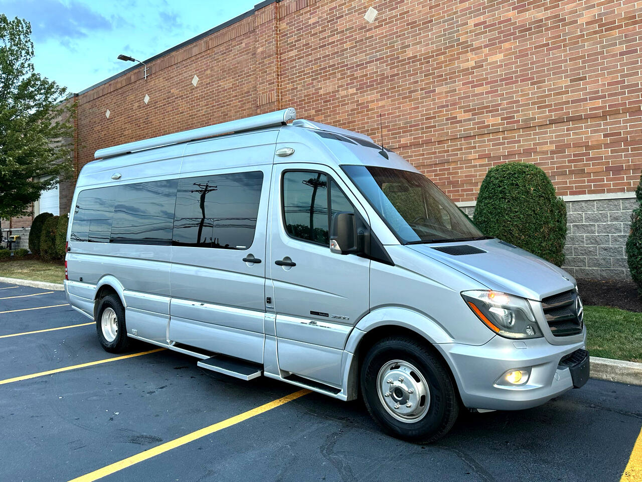 Used 2015 Mercedes-Benz Sprinter 3500 w/ Active Safety Plus Package image 7