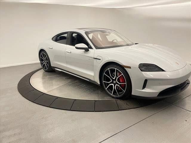 New 2025 Porsche Taycan 4S image 7
