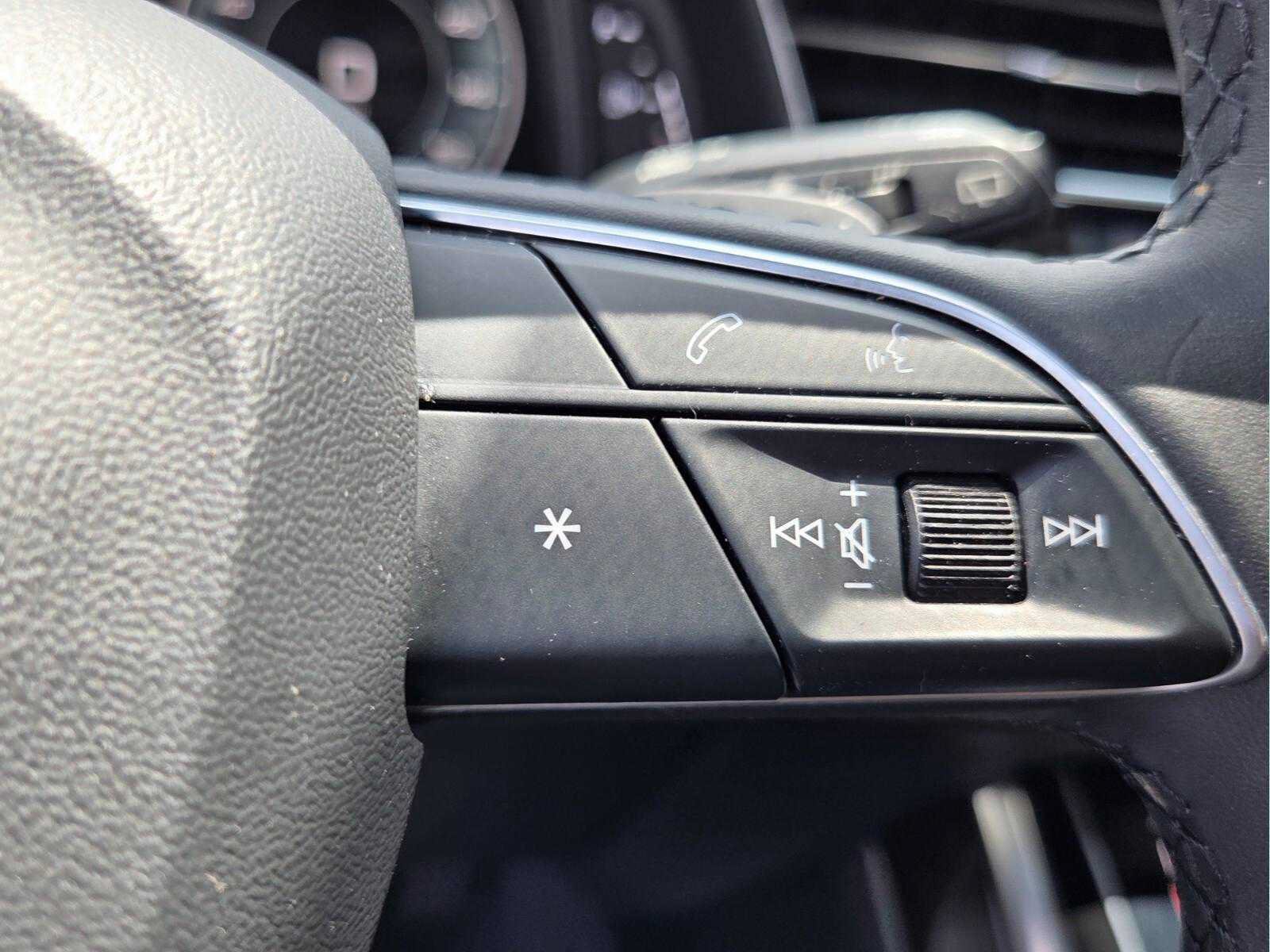 Used 2022 Audi Q7 3.0T Prestige w/ Prestige Package AWD/4WD image 29