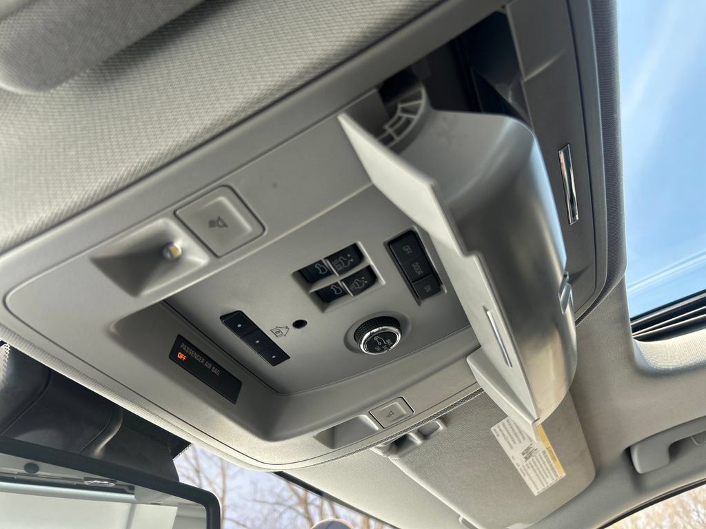 Used 2020 Chevrolet Suburban Premier AWD/4WD image 52