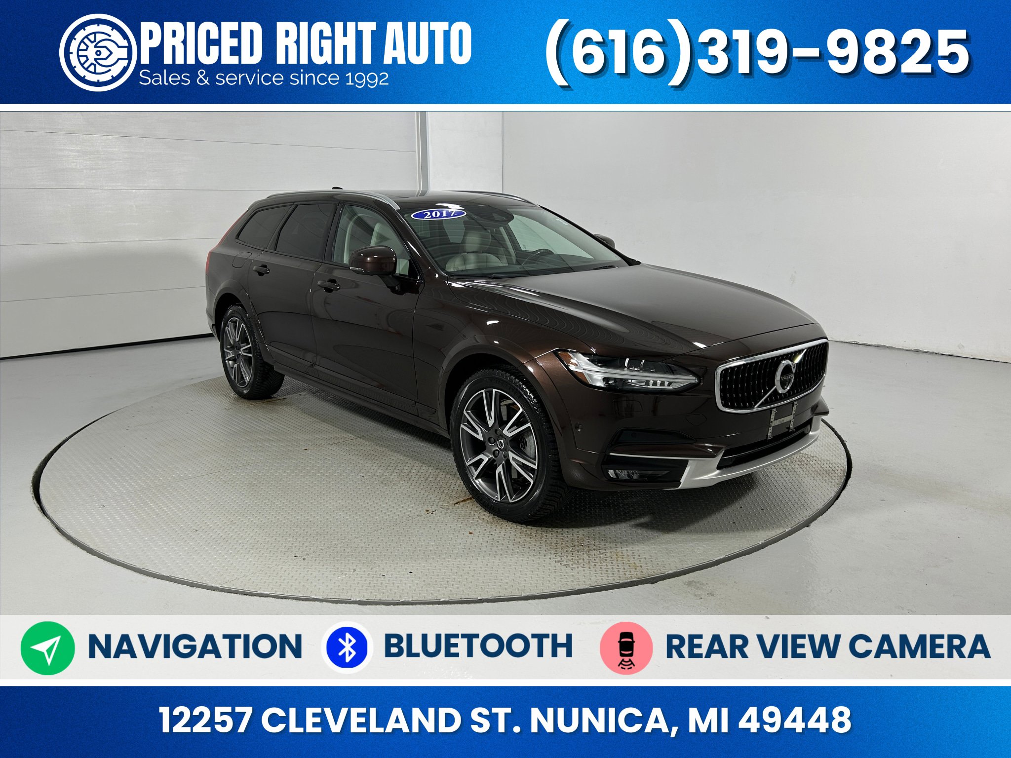 Used 2017 Volvo V90 T6 Cross Country image 1