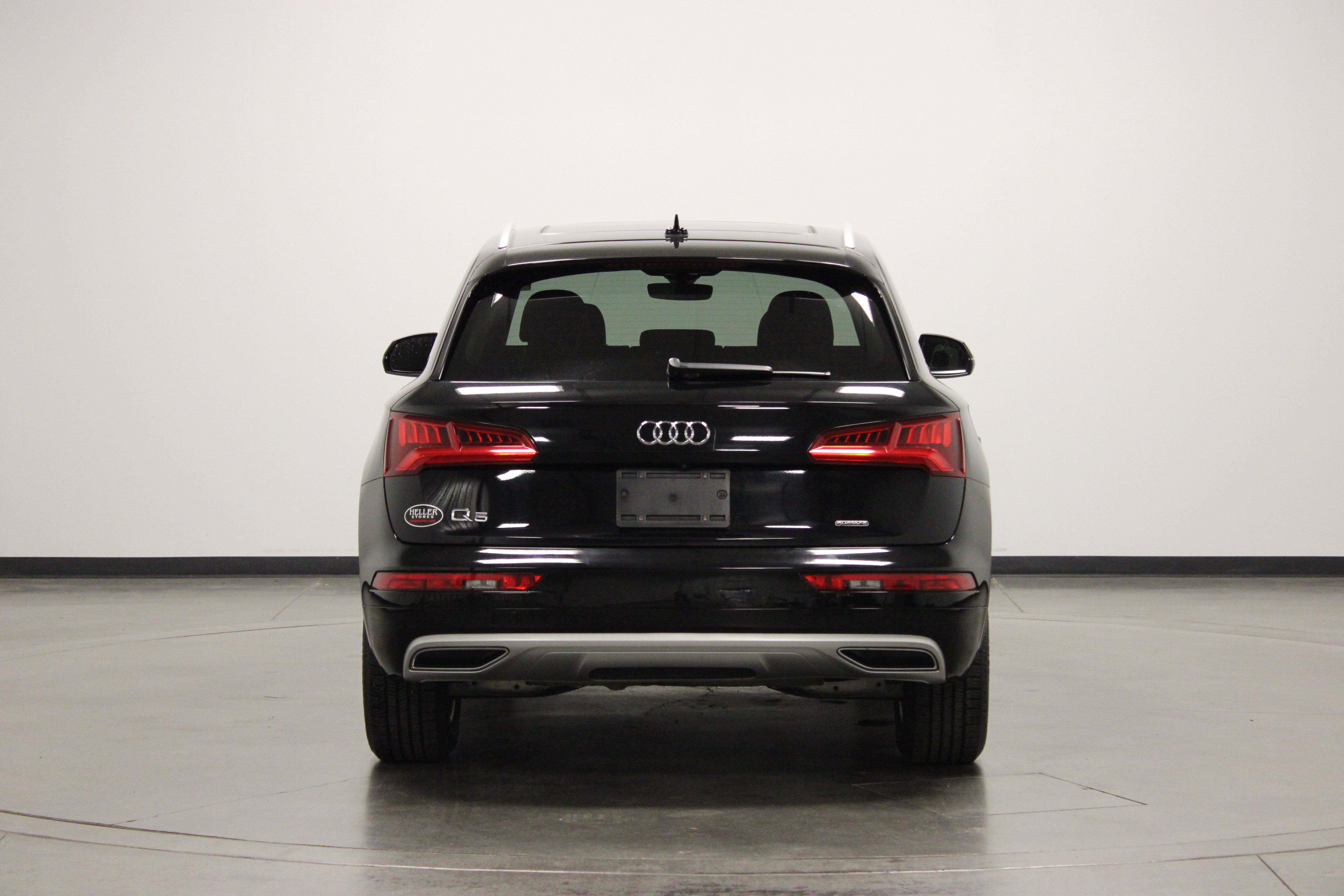 Used 2020 Audi Q5 2.0T Premium w/ Convenience Package AWD/4WD image 7