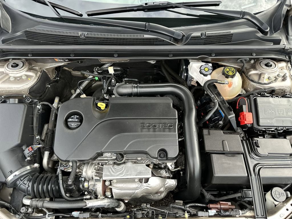 Certified 2024 Chevrolet Malibu LT image 32