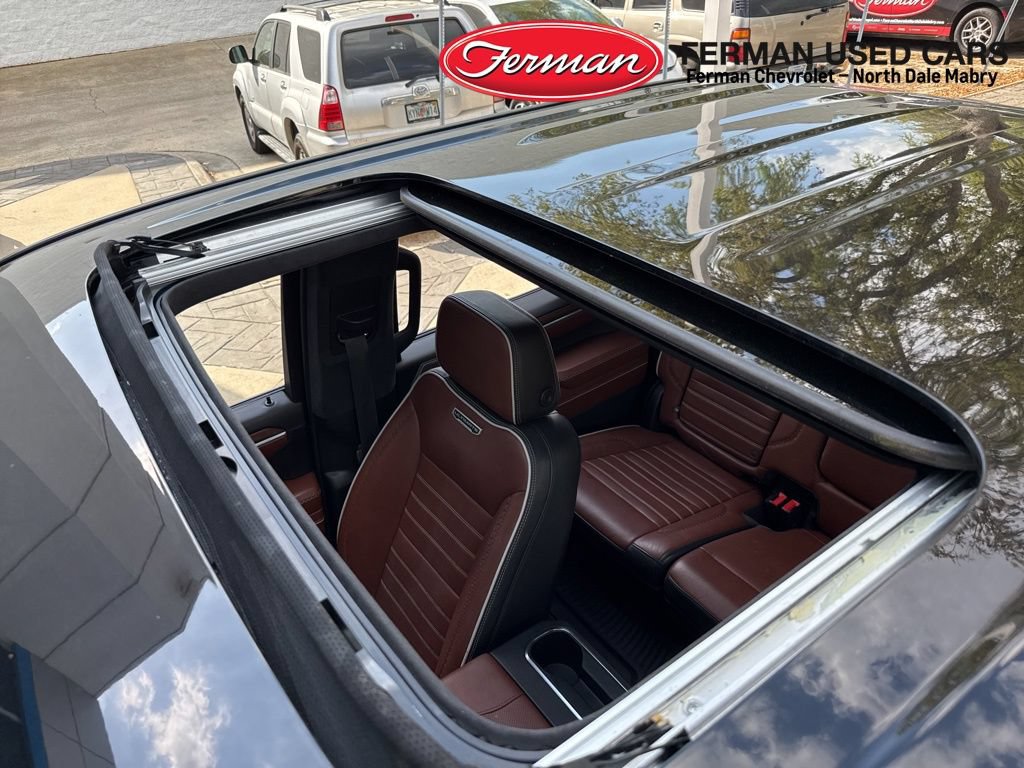 Used 2022 GMC Sierra 1500 Denali Ultimate AWD/4WD image 8