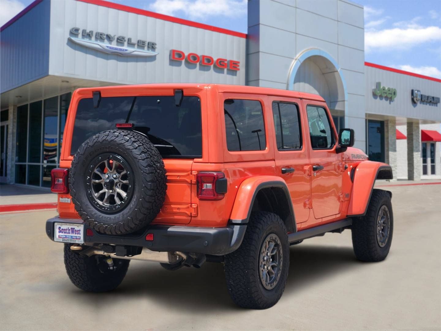 Used 2023 Jeep Wrangler Unlimited Rubicon 392 w/ Trailer Tow Package AWD/4WD image 5