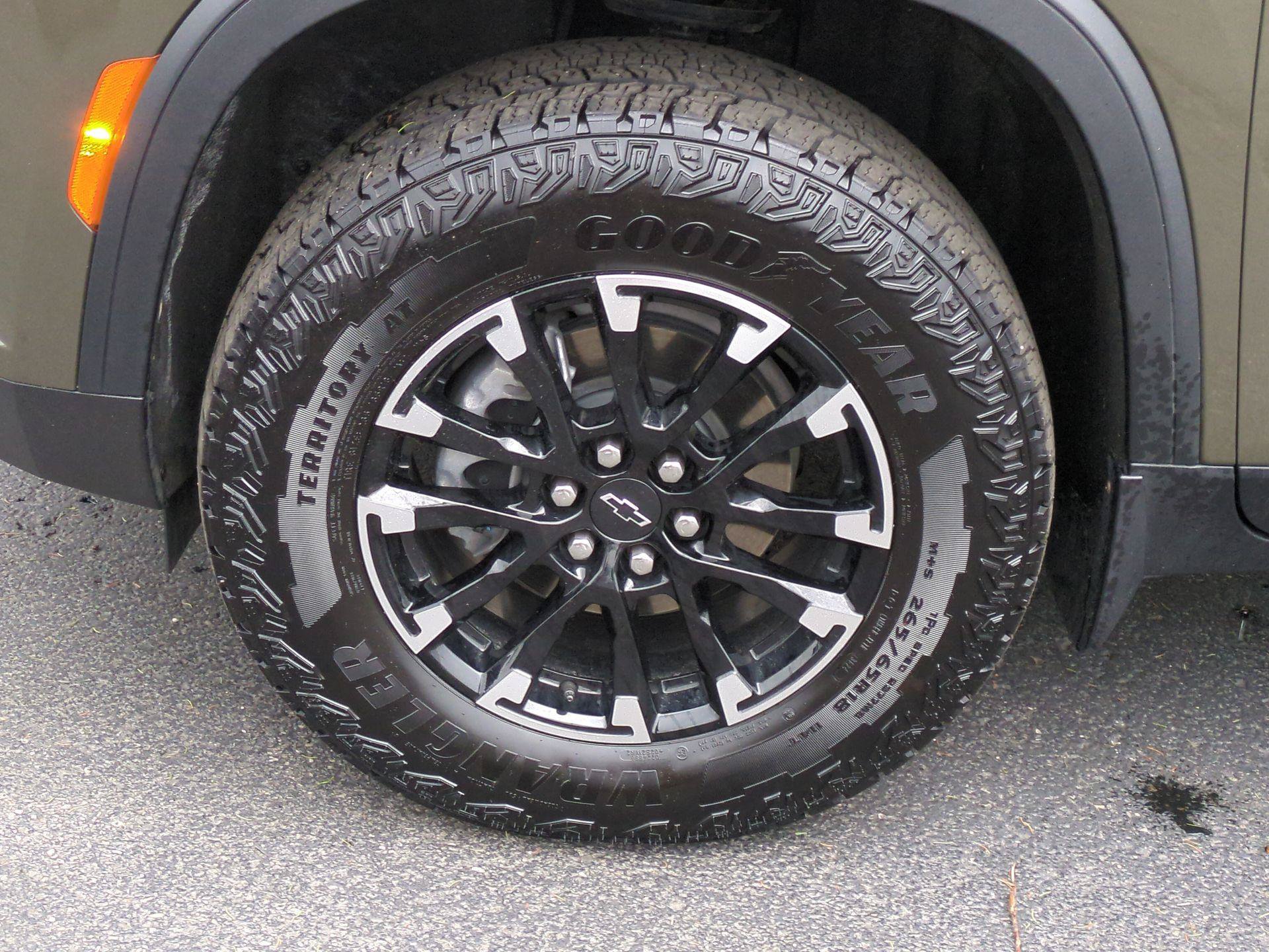Certified 2024 Chevrolet Traverse Z71 w/ LPO, Floor Liner Package AWD/4WD image 31