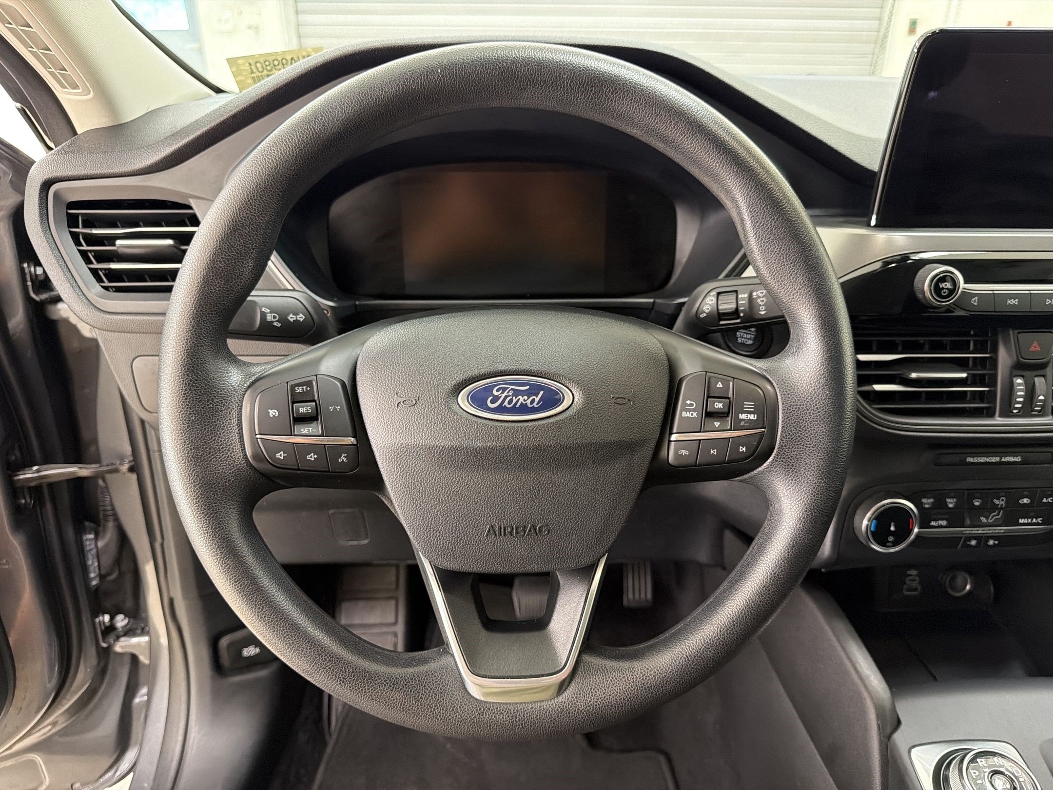 Certified 2025 Ford Escape Active AWD/4WD image 11