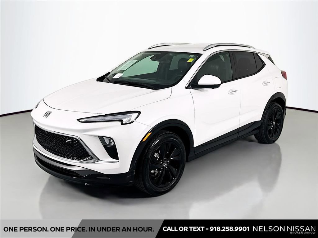 Used 2015 Nissan Rogue SV