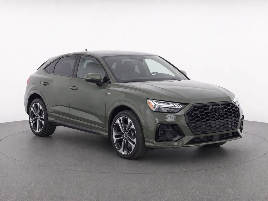 Used 2023 Audi Q5 2.0T Prestige w/ Prestige Package AWD/4WD image 2