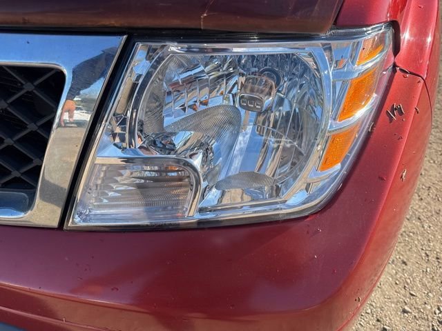 Used 2012 Nissan Frontier SV w/ SV Premium Utility Pkg image 10