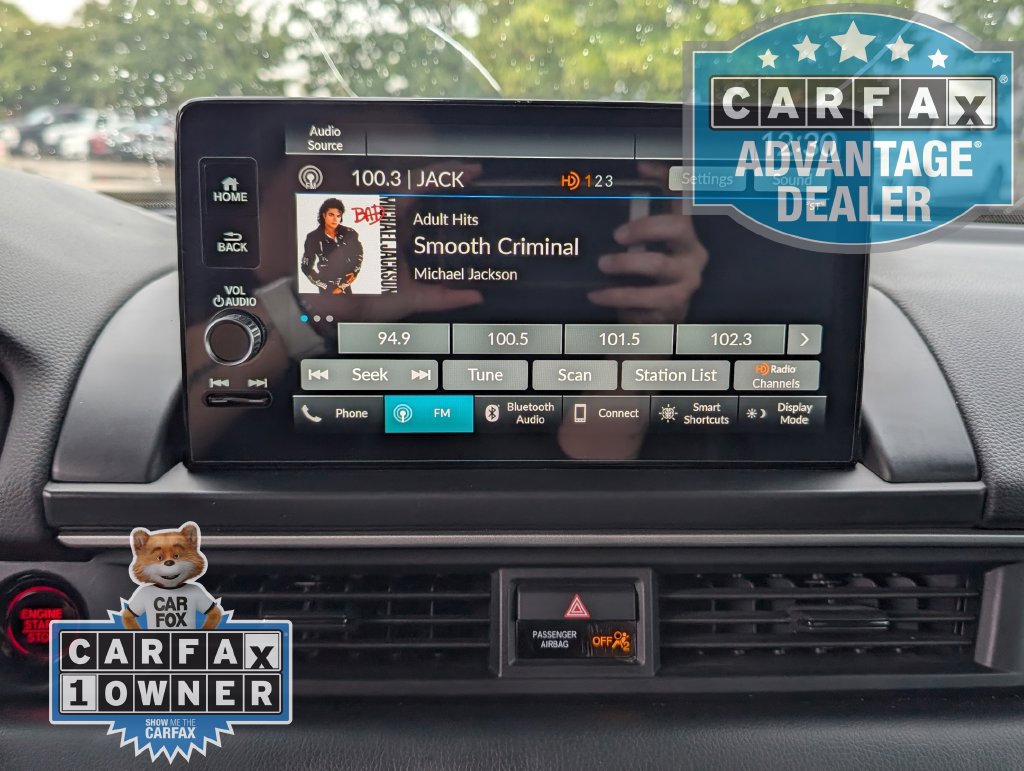 Used 2025 Honda Pilot EX-L image 6