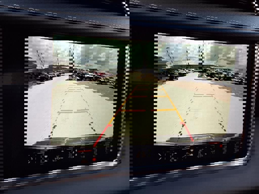 Used 2024 GMC Yukon XL Denali Ultimate image 21