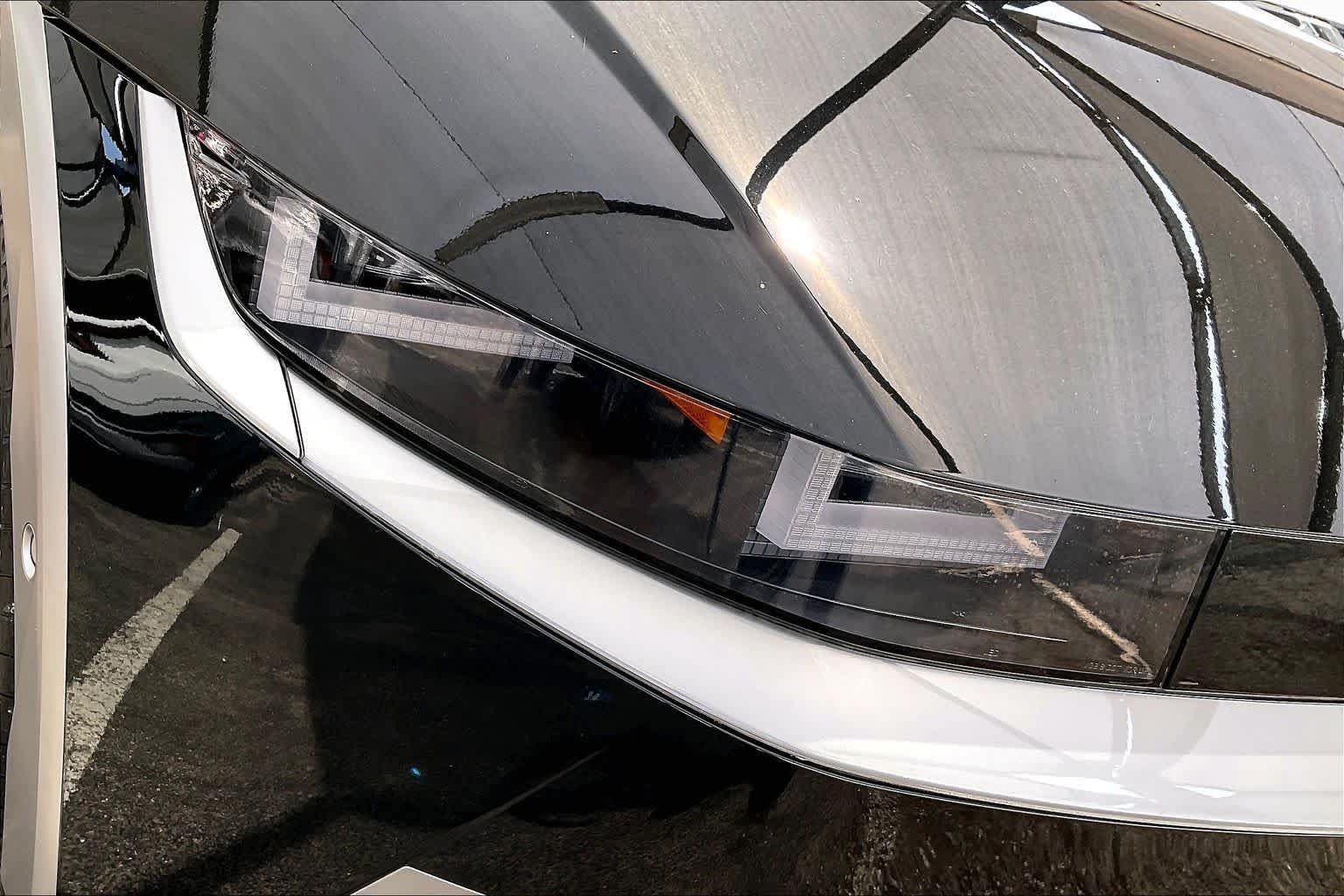 Certified 2025 Hyundai Ioniq 5 Limited AWD/4WD image 26