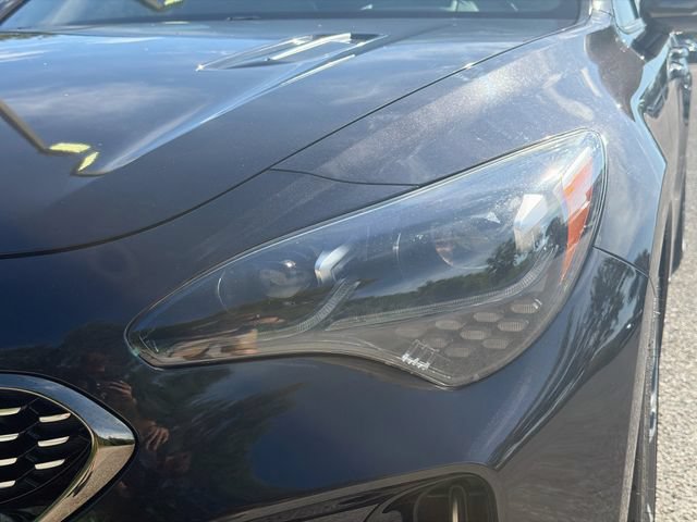 Used 2019 Kia Stinger GT2 AWD/4WD image 9