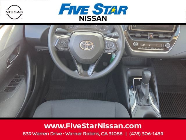 Used 2023 Toyota Corolla LE image 7
