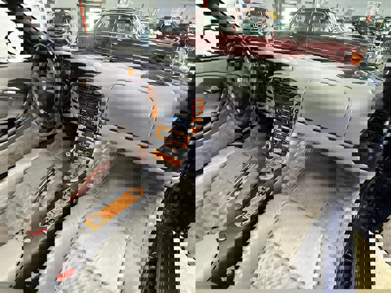 Used 2001 Porsche Boxster image 14