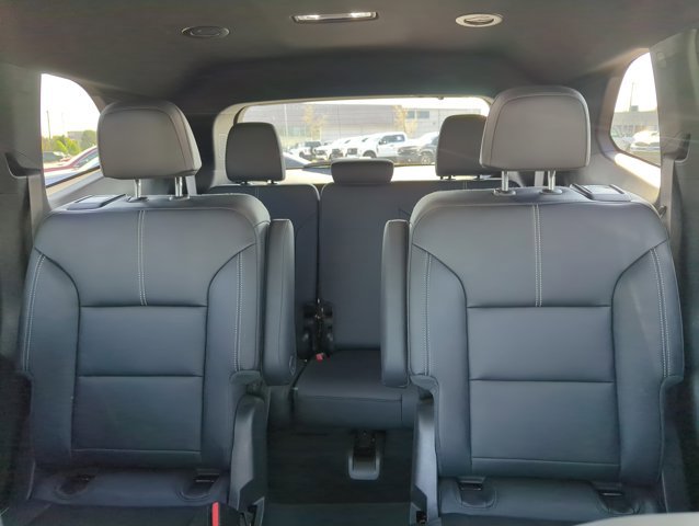 Used 2025 GMC Acadia Elevation w/ Elevation Premium Package image 25