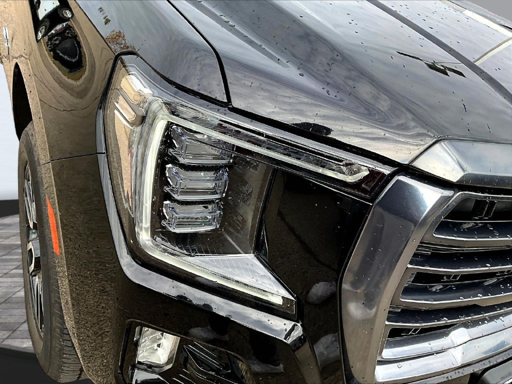 Used 2024 GMC Yukon XL AT4 w/ AT4 Premium Plus Package AWD/4WD image 35