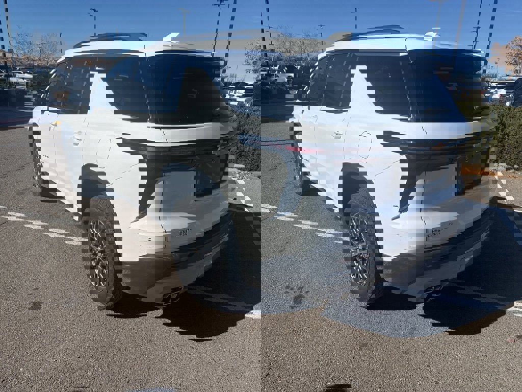 Certified 2025 Chevrolet Traverse LT image 5