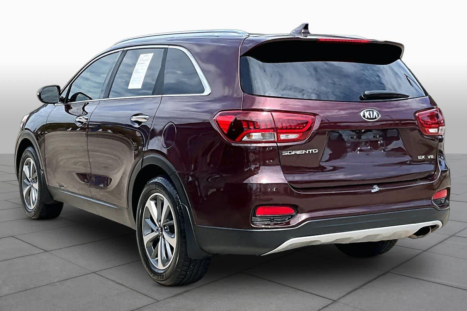 Used 2019 Kia Sorento EX w/ EX Touring Package FWD image 12