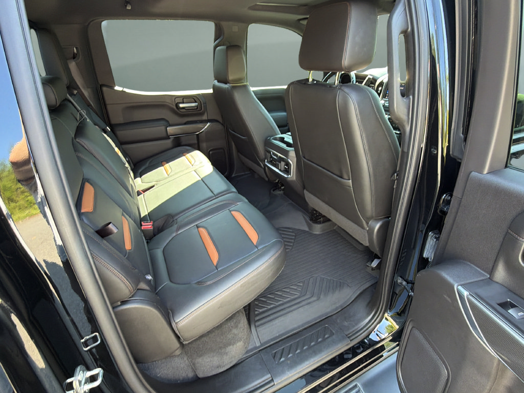 Used 2020 GMC Sierra 1500 AT4 w/ AT4 Premium Package AWD/4WD image 17