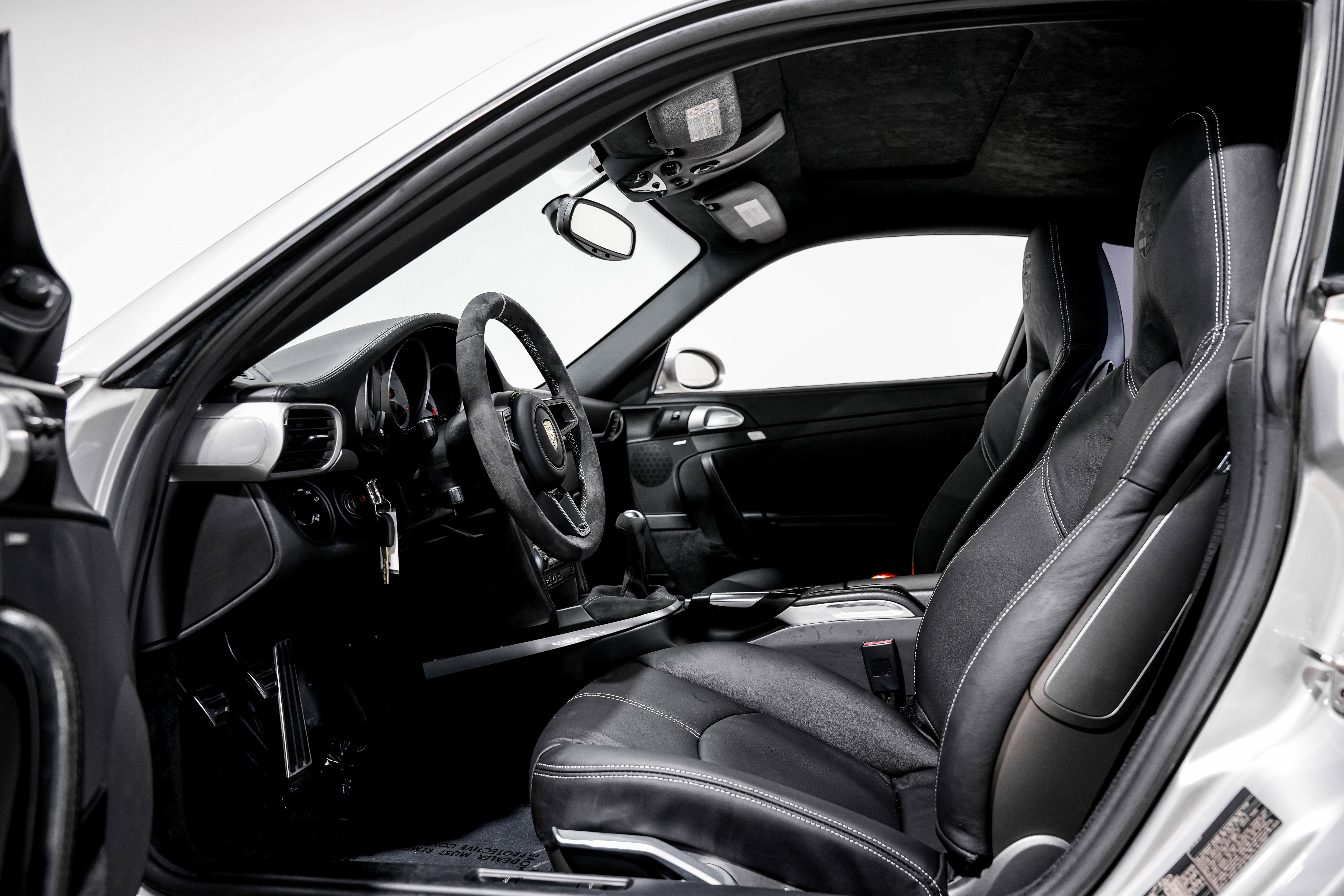 Used 2007 Porsche 911 Turbo AWD/4WD image 16