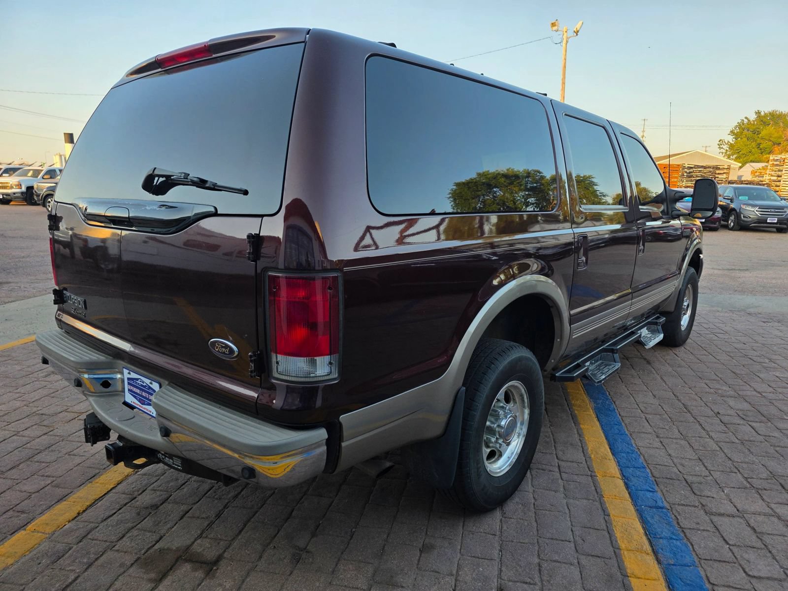 Used 2001 Ford Excursion Limited AWD/4WD image 5