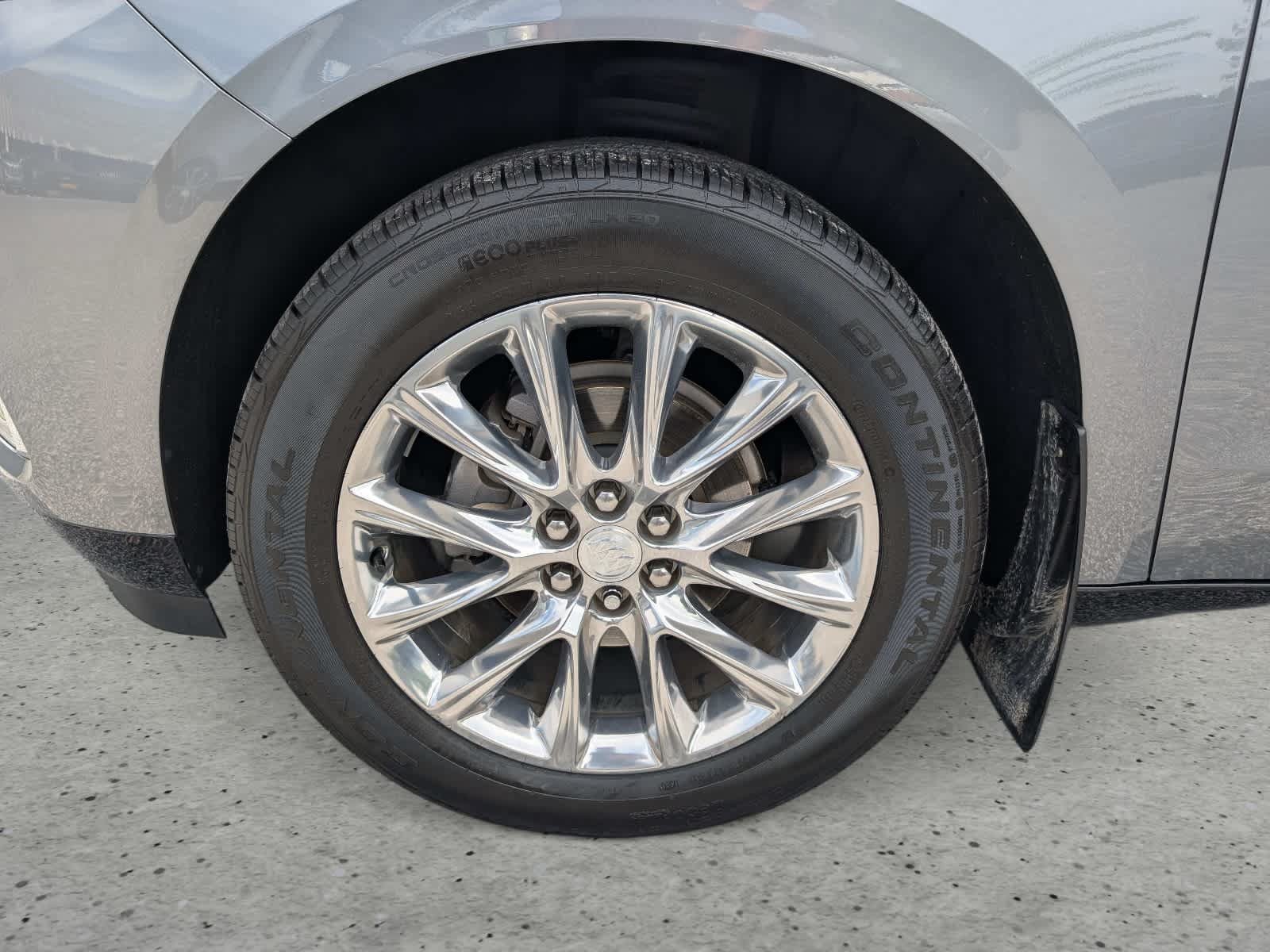 Used 2020 Buick Enclave Essence w/ Sound and Sites Package FWD image 7