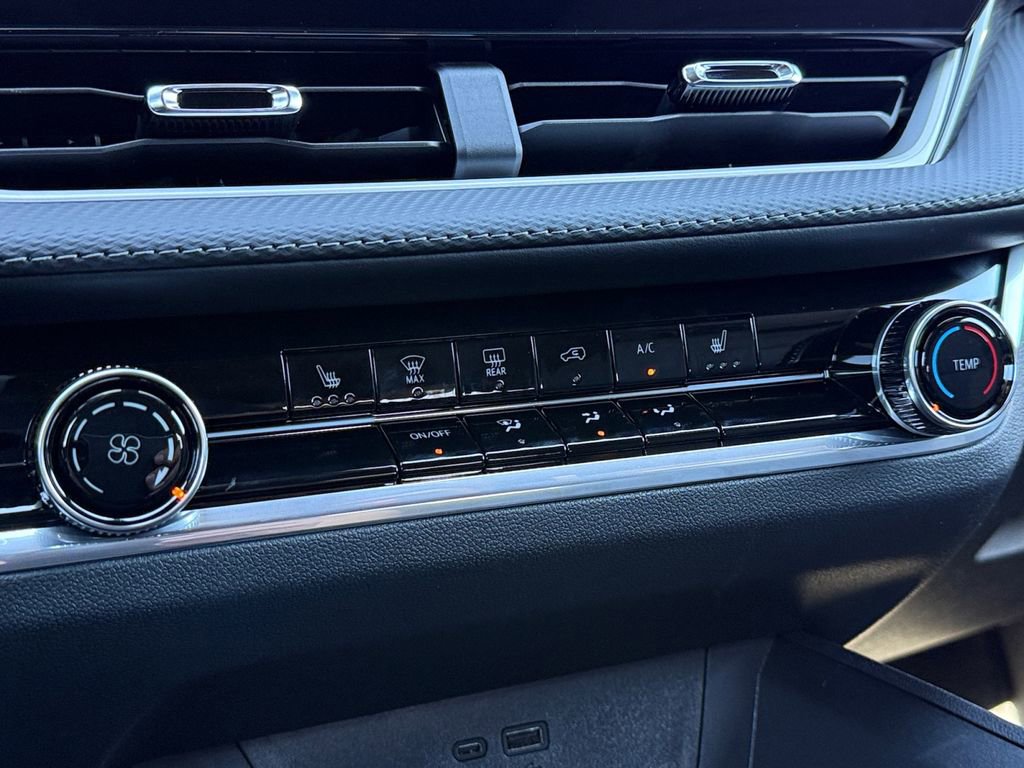 New 2026 Chevrolet Equinox LT image 16