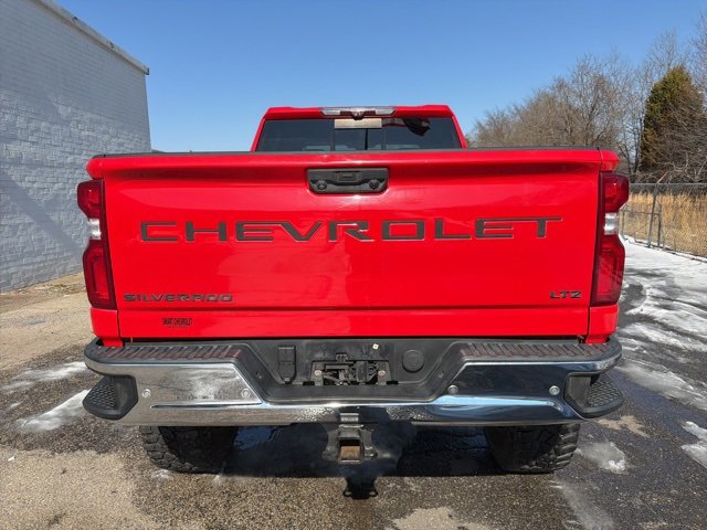 Used 2020 Chevrolet Silverado 2500 LTZ w/ LTZ Premium Package image 3