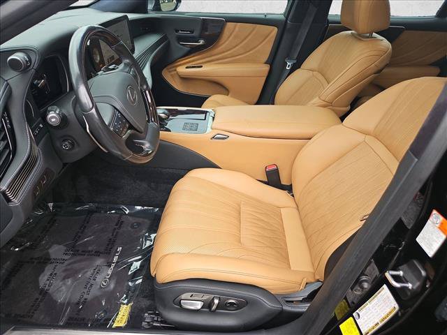 Used 2023 Lexus LS 500 w/ Interior Upgrade Package RWD image 16