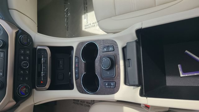 Used 2023 GMC Acadia Denali w/ Denali Ultimate Package AWD/4WD image 20