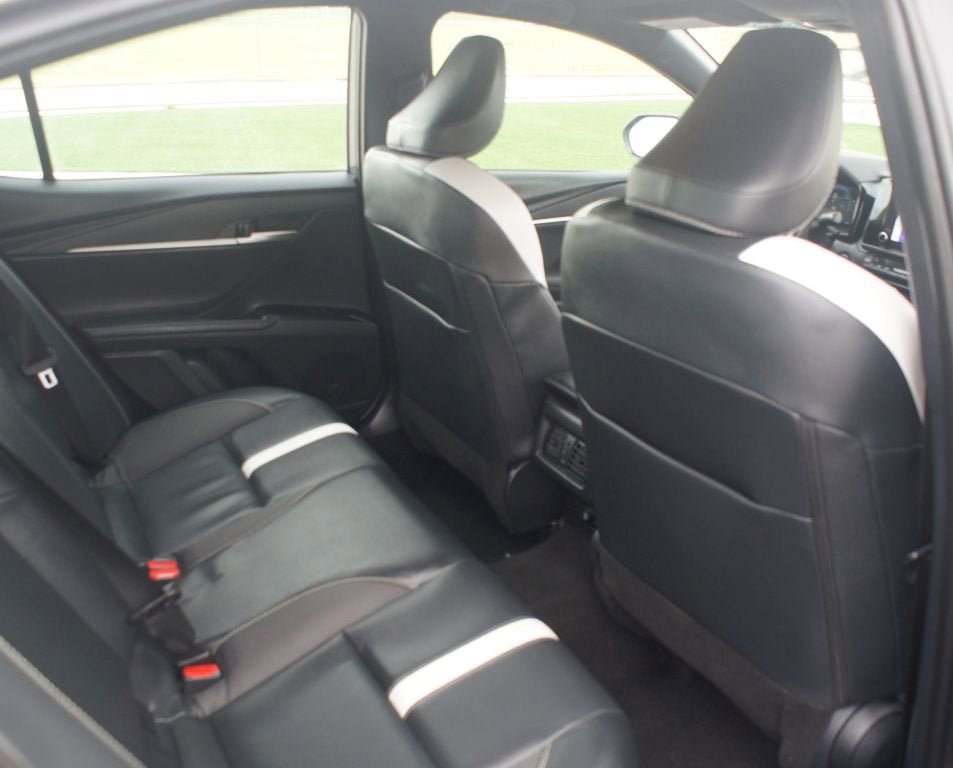 Used 2025 Toyota Camry SE FWD image 21
