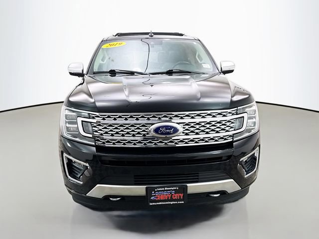 Used 2019 Ford Expedition Platinum image 2