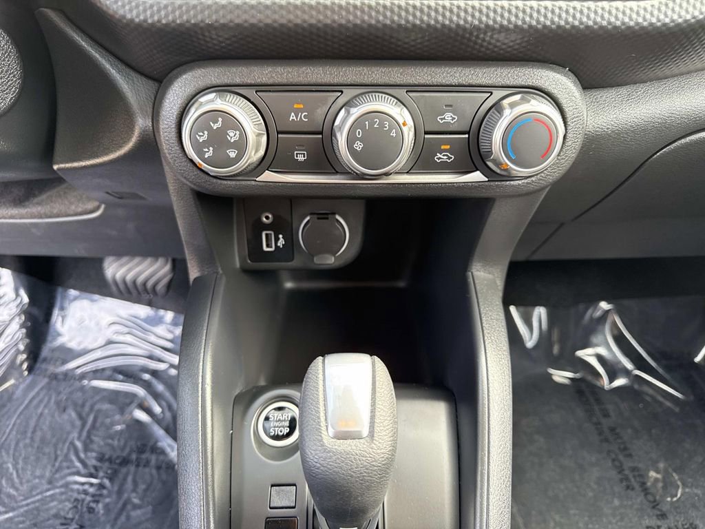 Certified 2024 Nissan Kicks S image 25