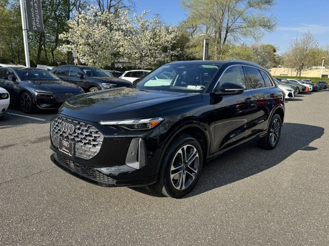 Used 2025 Audi Q5 Premium w/ Convenience Package AWD/4WD image 8