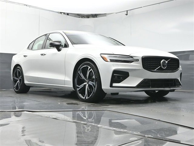 Used 2024 Volvo S60 B5 Plus w/ Climate Package image 30