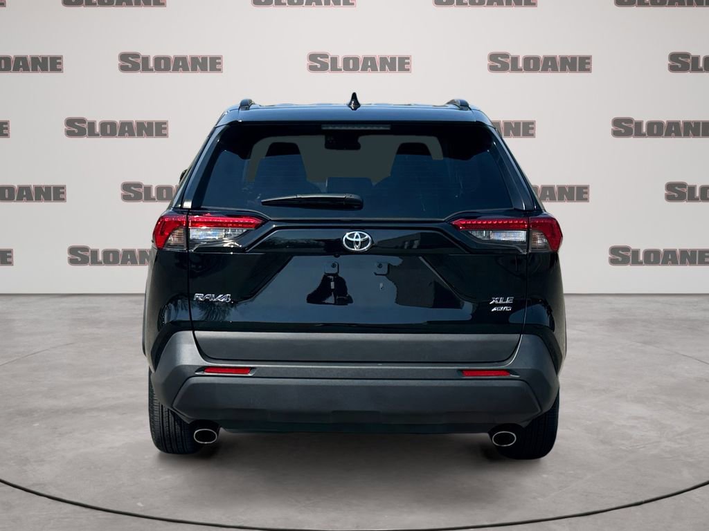 Used 2024 Toyota RAV4 XLE image 4