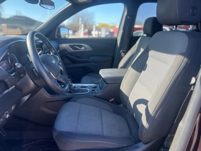 Used 2023 Chevrolet Traverse LT image 10